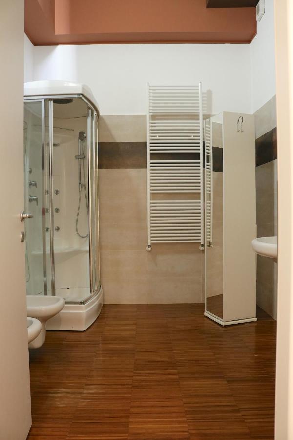 Cozy & Large Loft Famagosta Apartment *